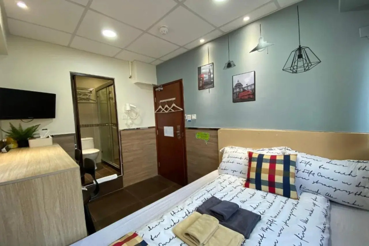 Paris Guesthouse