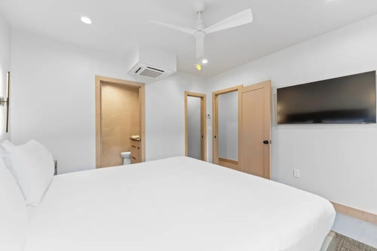 Ina's Way Townhomes, Unit C