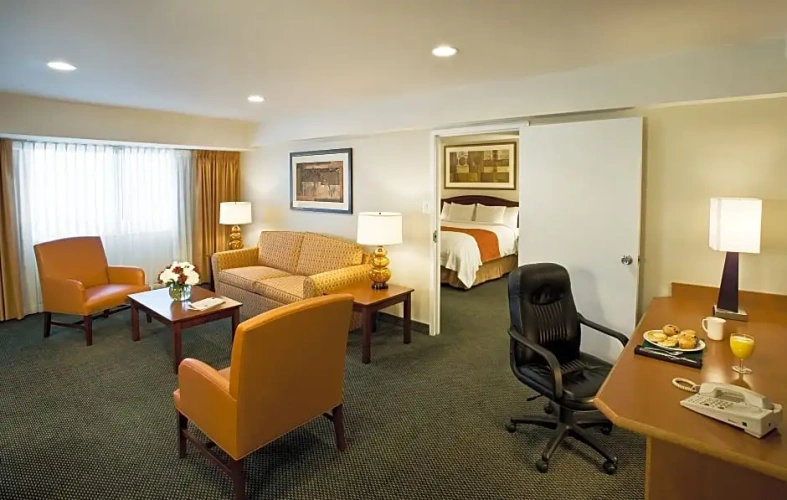 2 Bedrooms Suite