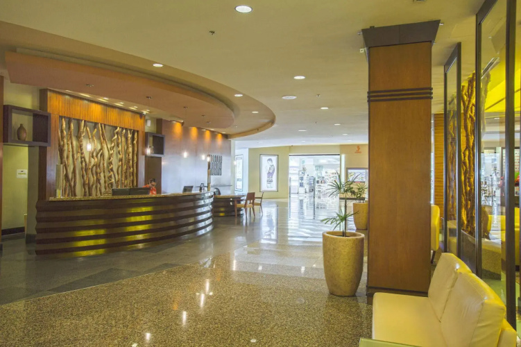 Guam Plaza Resort