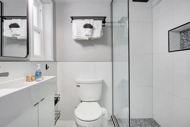 Five Palms Suite 103 - Daily - Weekly - Monthly