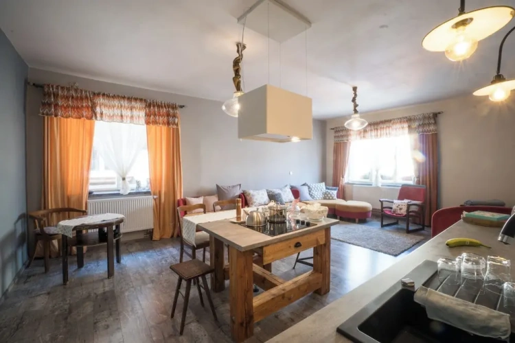 1 Bedroom Deluxe Apartment with city view