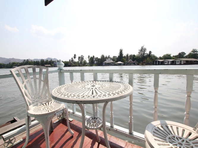 Nita Raft House
