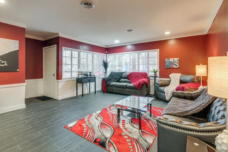 3 Bedrooms Cottage