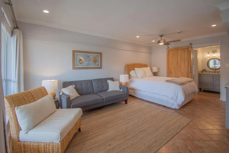 522 Sunsuite