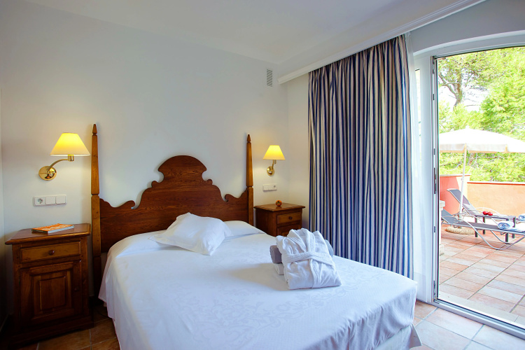 Hotel Cala Sant Vicenç - Adults Only + 16
