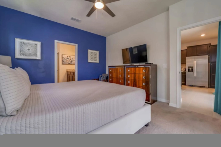5 Bed Fun Themed Windsor Island Resort Getaway
