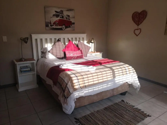 3 Bedrooms Cottage