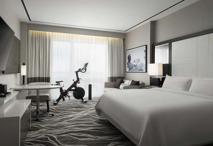 Peloton Double room