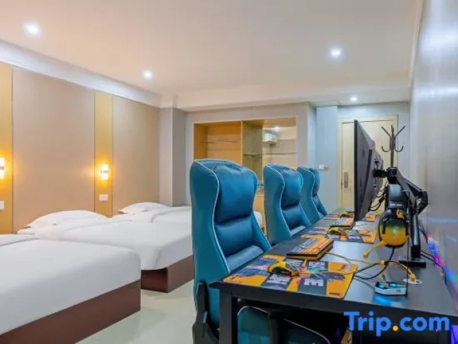 Grand Triple room