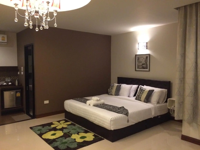 Platinum room