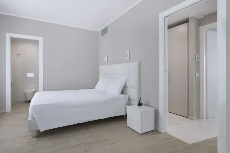 1 Bedroom Deluxe Apartment with balcony and with sea view
