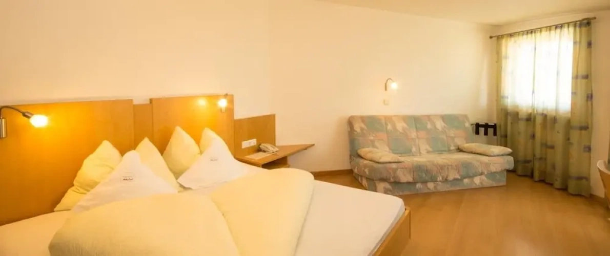 Standard Double room with balcony