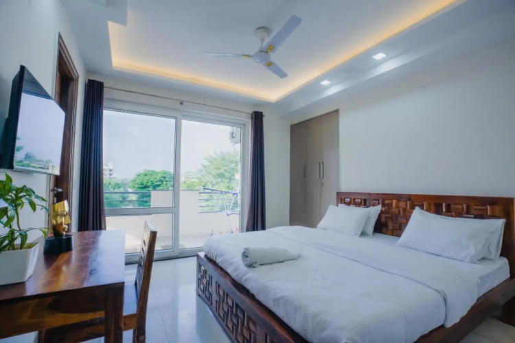 Lime Tree Hotel Golf Course Extension Nearby Grand Hyatt Gurgaon