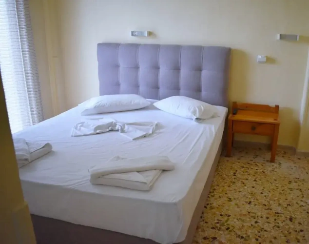 Economy Double room with partial sea view