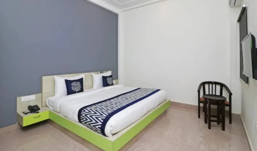 Hotel Loto - Sector 15