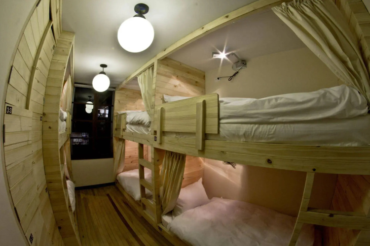 12:12 Hostels