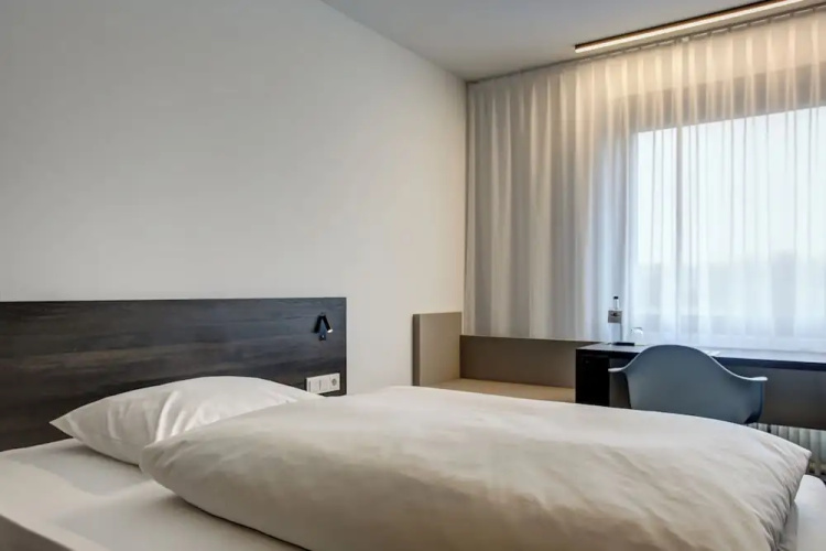 Exo Fly Level 4 Hotel Stuttgart - Esslingen am Neckar