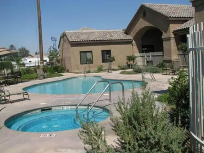 Bakersfield River Run Rv Park