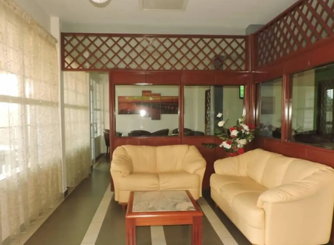 Iris Hotel