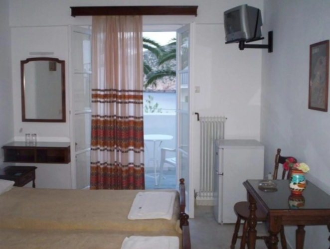 Adonis Hotel Naxos