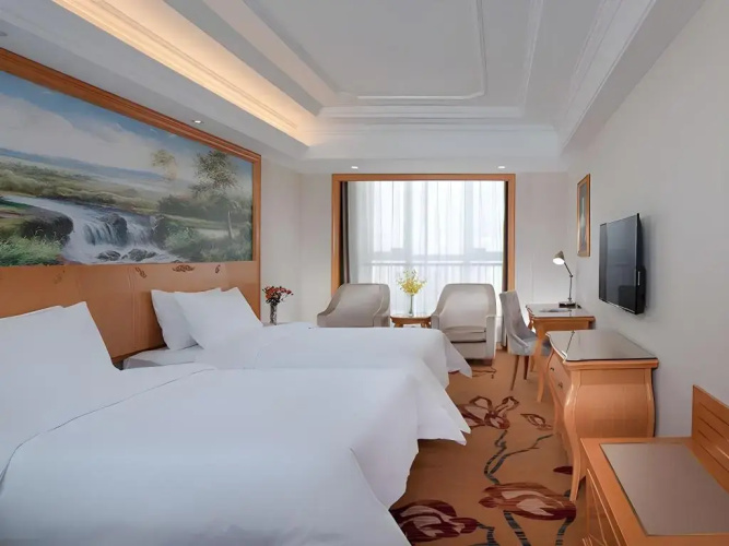 Vienna International Hotel