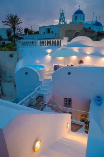 4 Bedrooms Villa