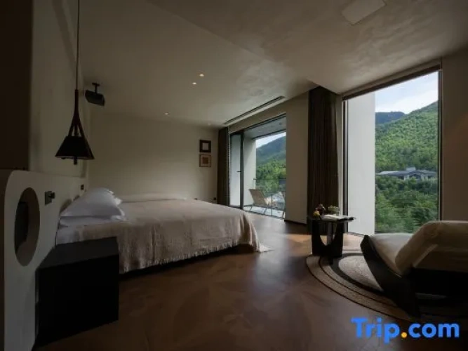Standard Double Family room with balcony