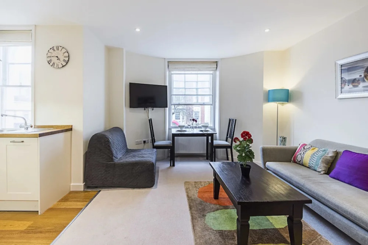 2 bed Fulham broadway apartment
