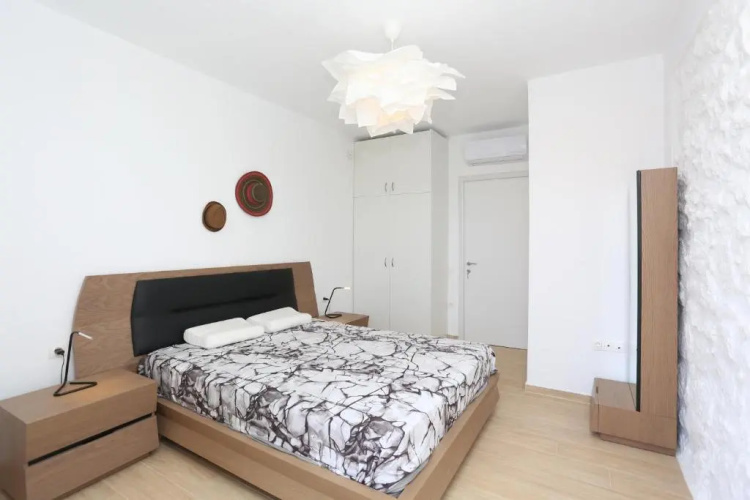 Villa Douglas - Private Pool, BBQ, 4Bdrms, View