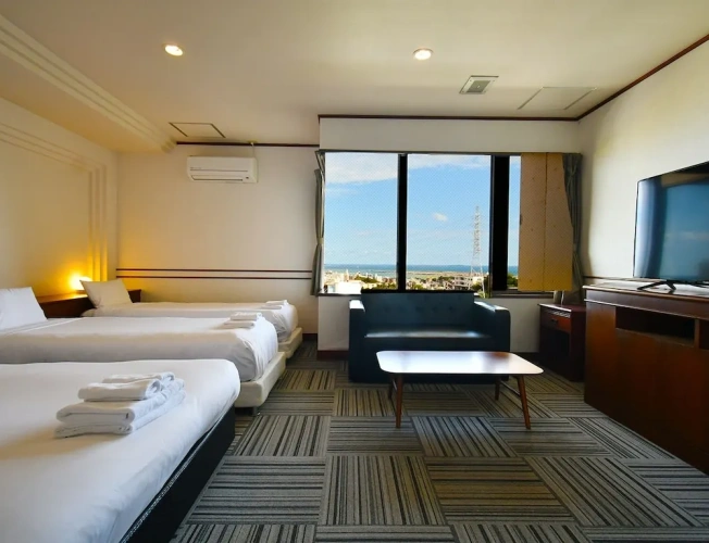 Standard Triple room