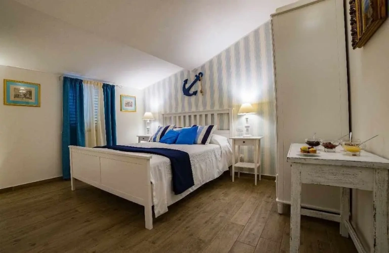 Classic Triple room