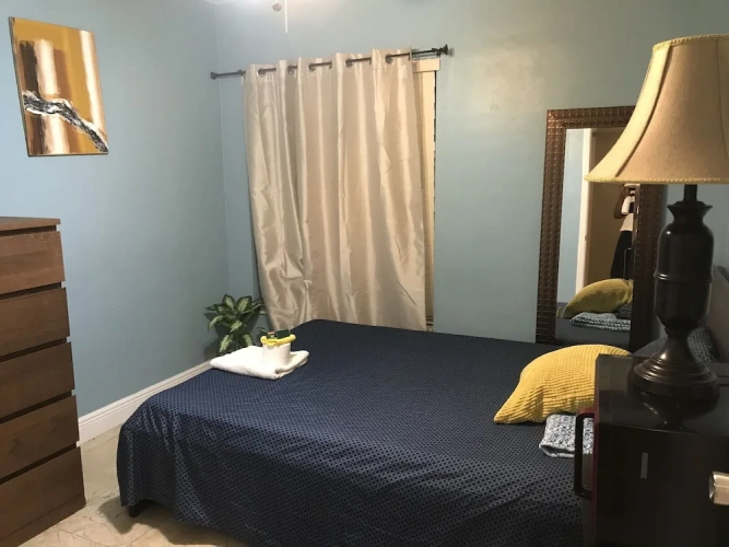 Economy room