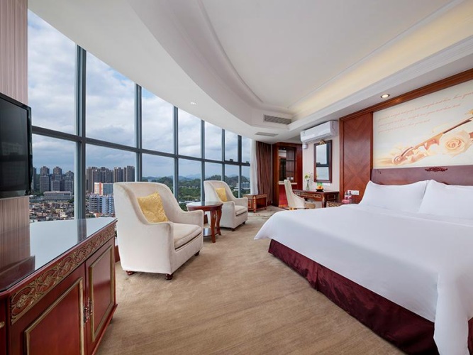 Standard room with view