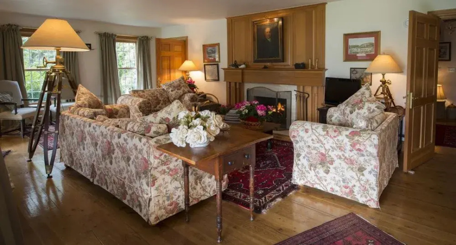 Minette Bay Lodge