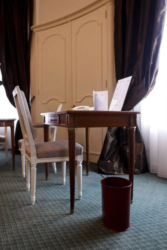B4 Grand Hotel Lyon
