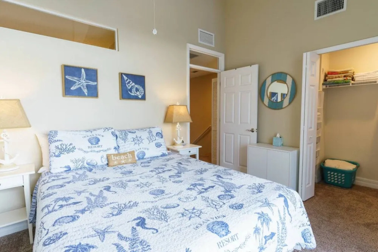 577 Little Harbor