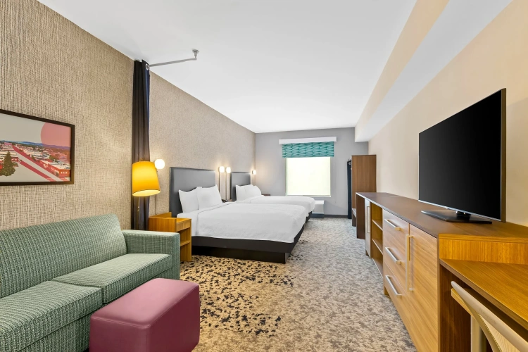 Quadruple Suite