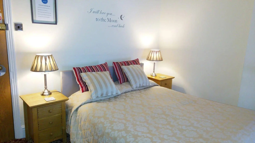 Chester Brooklands Bed and Breakfast