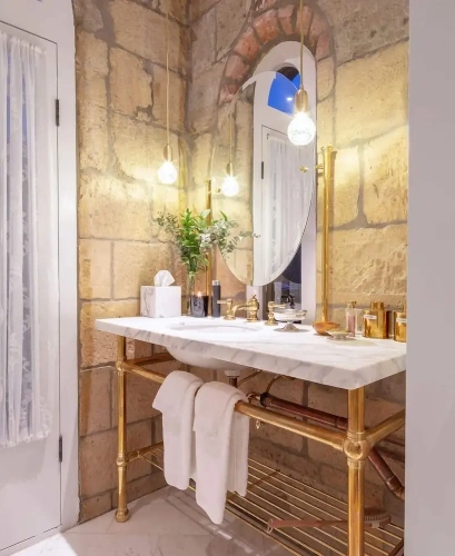 Luxury Double Suite with balcony and with mountain view