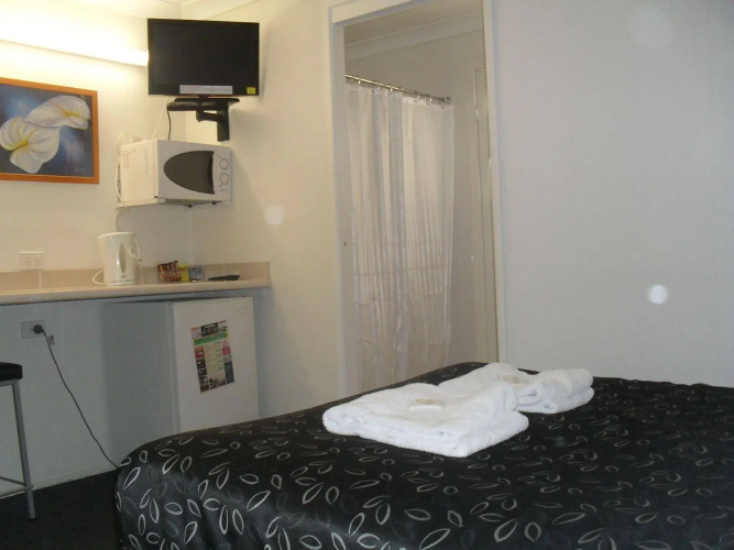 Charm City Motel