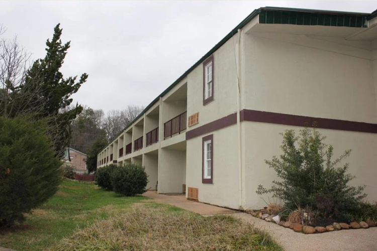 Executive Inn