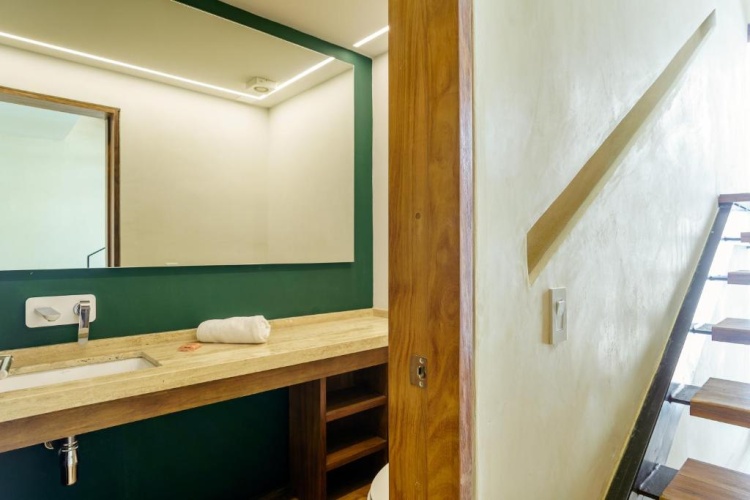3 Bedrooms Apartment
