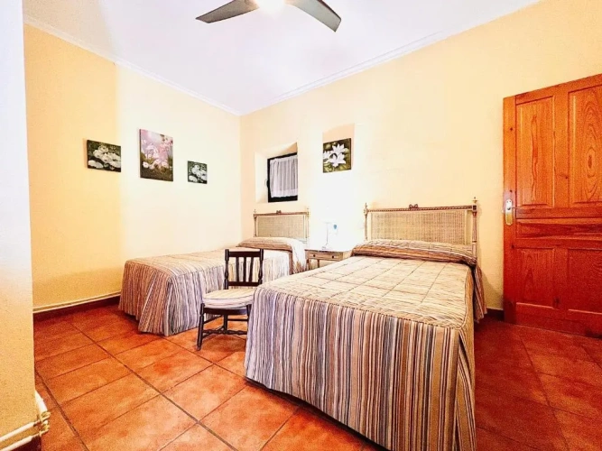 3 Bedrooms Apartment