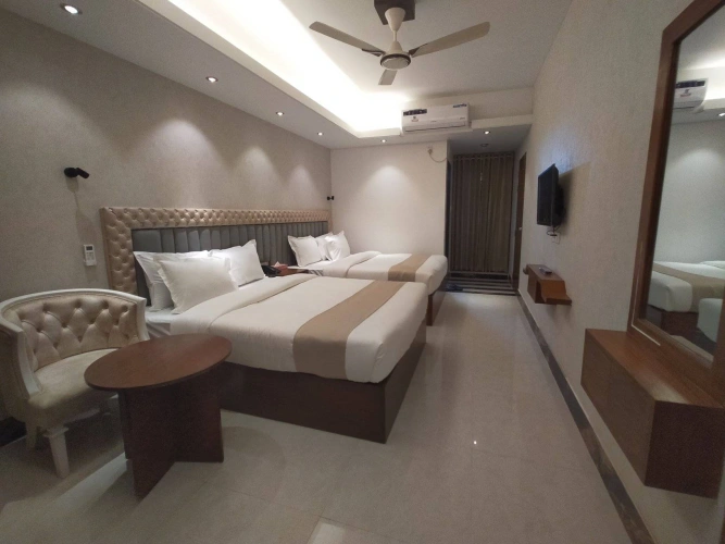 Deluxe Quadruple room