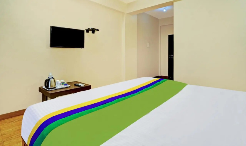 Treebo SS Residency Mountain View with Swimming Pool