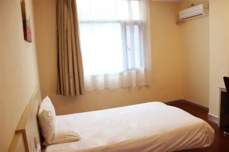 Hanting Hotel Baoding East Qiyi Road