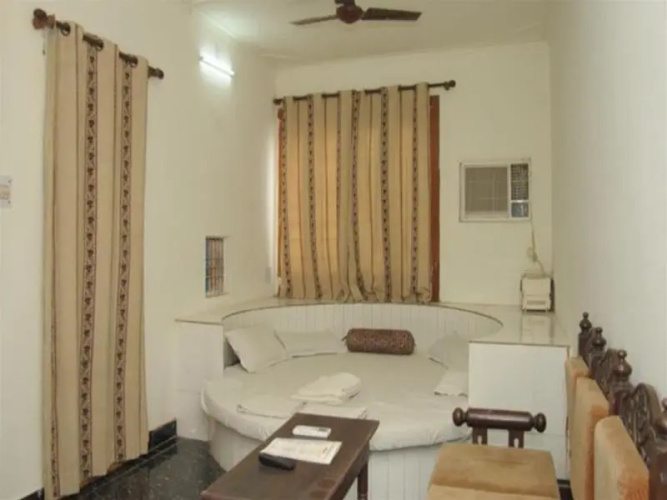 Hotel Sai Palace