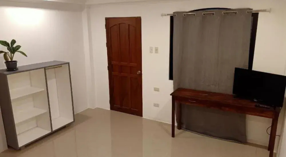 Aelas Home Hostel