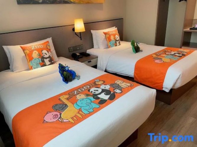 Standard Twin Family room